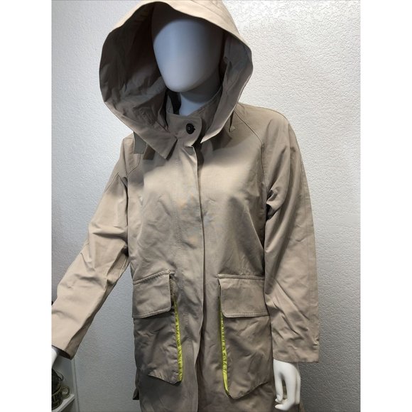 NEW- Women's Windbreaker/Rain Jacket Size Small. E - Picture 3 of 7